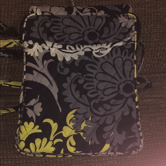 Vera Bradley crossbody - Picture 8 of 8